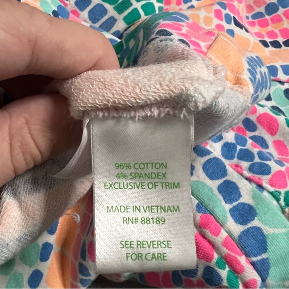 Lilly Pulitzer UPF 50+ Skipper Popover Multi Tile Wave Women’s Small EUC 20600. - Picture 7 of 7